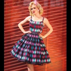 Unicorn alert! Rare Pinup Couture Jenny dress in Harlequin print, size Large!